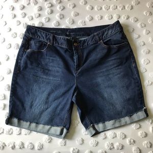 Dark Wash Cut Off Denim Shorts